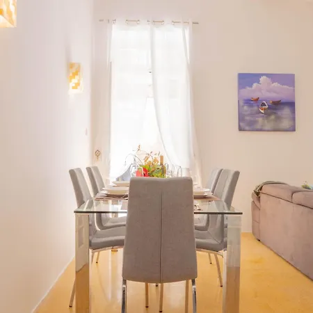 Sliema House 4Br, 3Ba With Rooftop Lounge & Billiard Table Extérieur photo